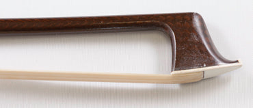 Coda Diamond White Alabaster Frog Violin Bow